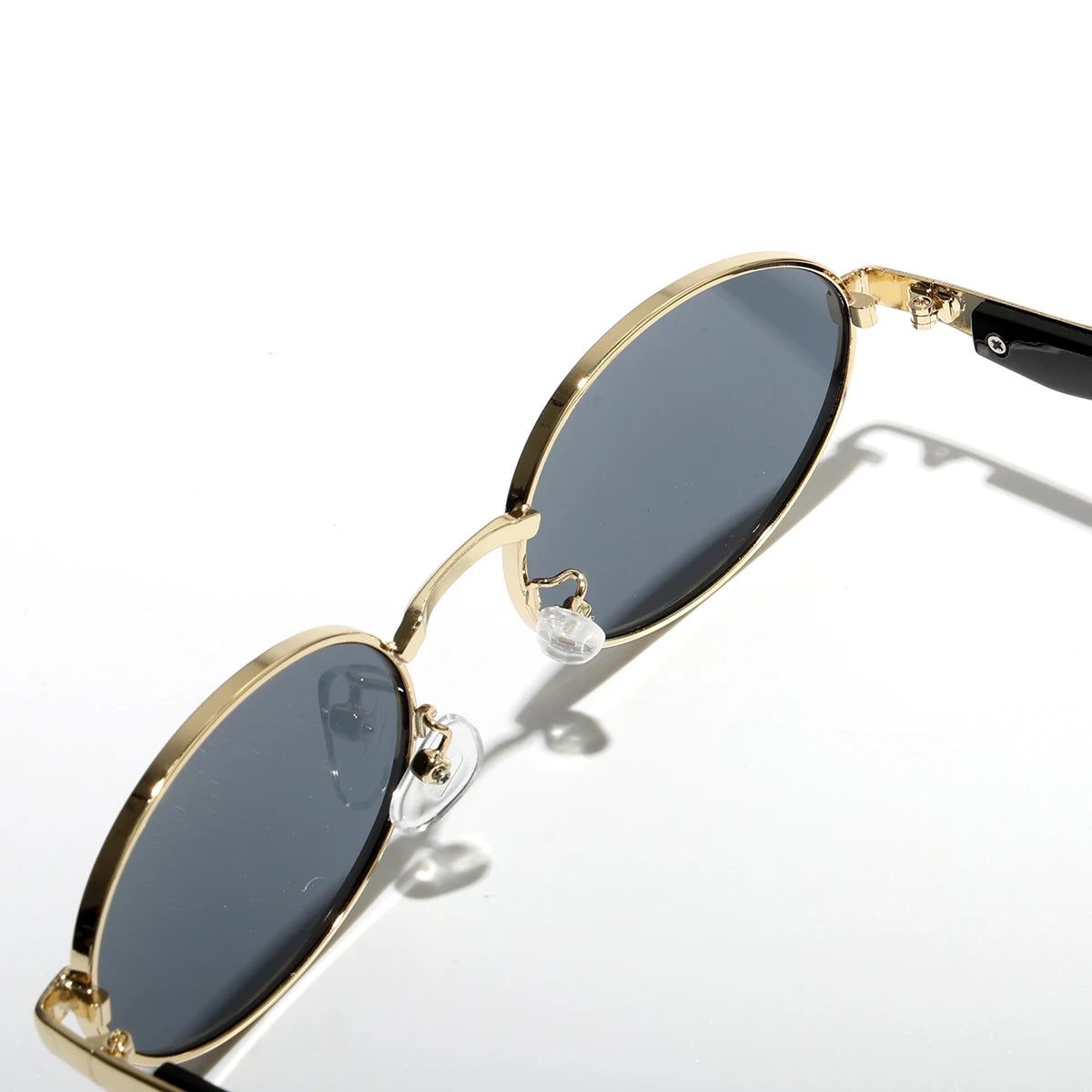 women’s sunglasses, sunglasses for women, women sunglasses, ladies sunglasses, fashion sunglasses, summer sunglasses, UV400 sunglasses, beach sunglasses, holiday sunglasses, elegant sunglasses, stylish sunglasses, Marbella sunglasses, women’s UV400 sunglasses, European summer sunglasses, travel sunglasses, everyday sunglasses, feminine sunglasses, Etnel sunglasses